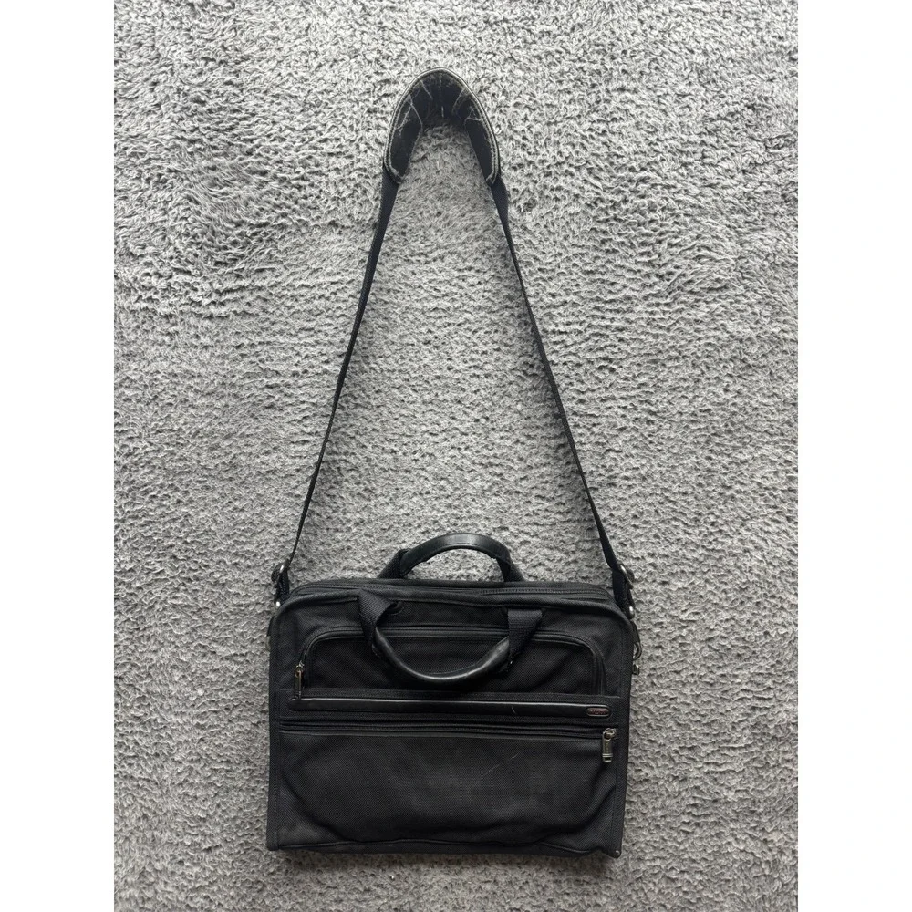 Tumi Nylon Laptop Briefcase Crossbody Messenger‎ Bag Black 26101D4
